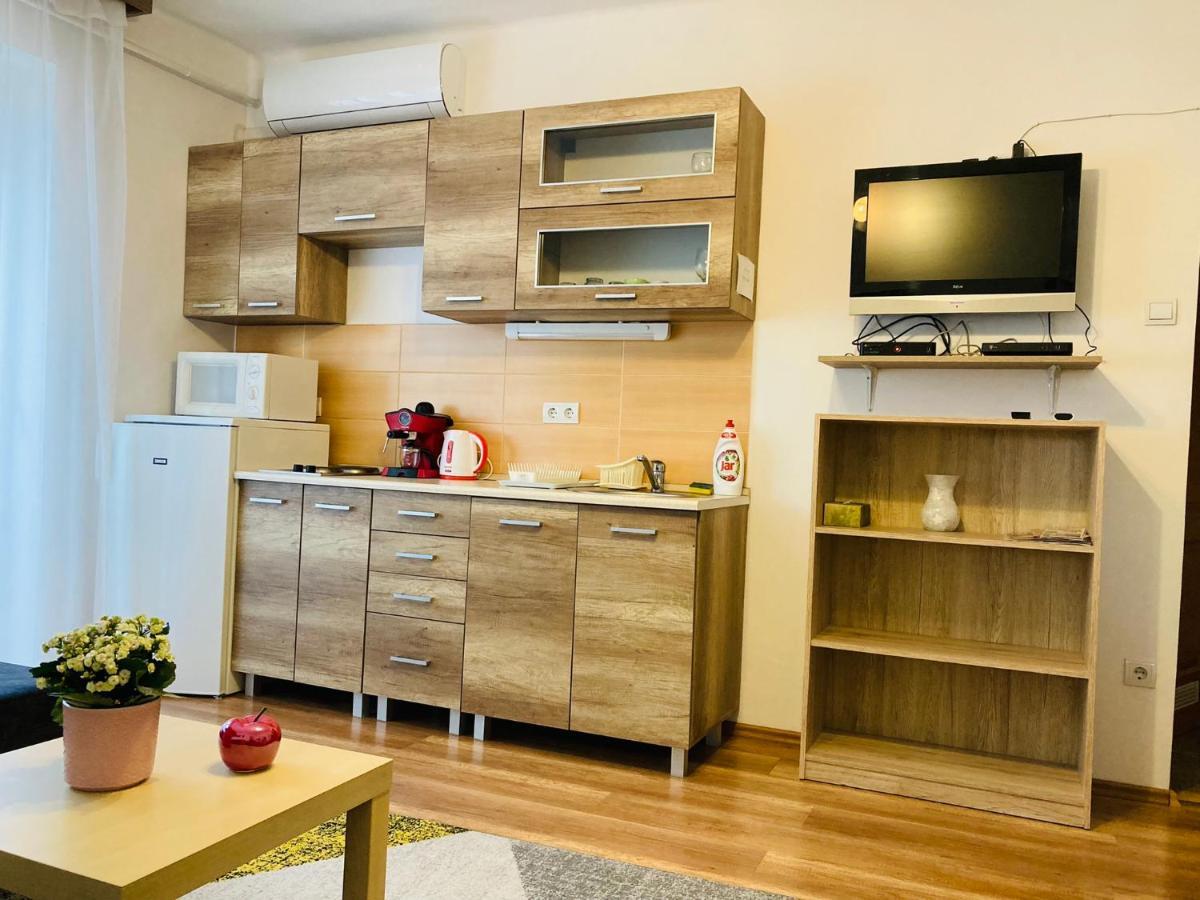 Origo Apartman 에게르 외부 사진